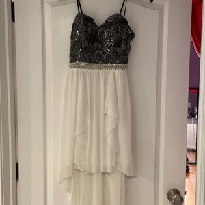 Juniors dress